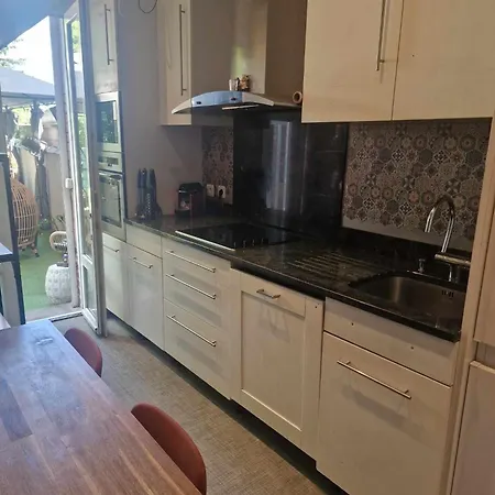 Le Jasmin Apartment